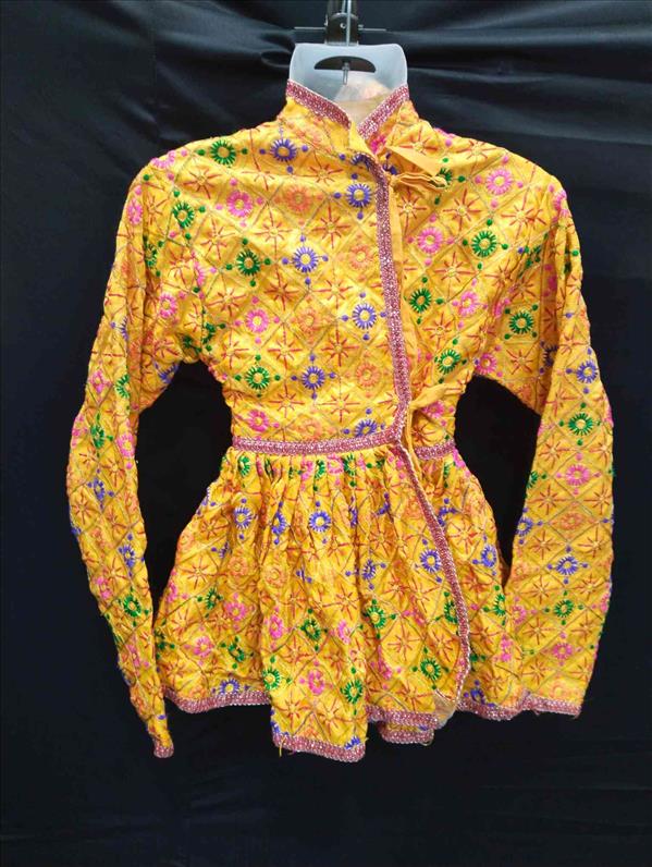 4347 GOLDEN YELLOW GAMTI WORK-25 ANGARKHA K B Dresswala