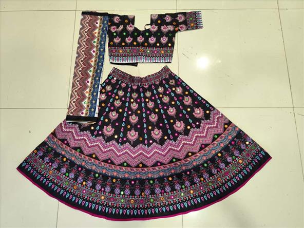 8096 FALGUNI BLACK DIGITAL PRINT CHANYACHOLI K B Dresswala